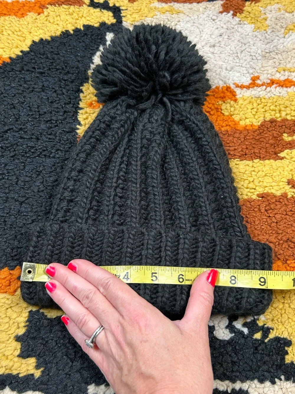 Perfect, chunky black, pom pom beanie!!